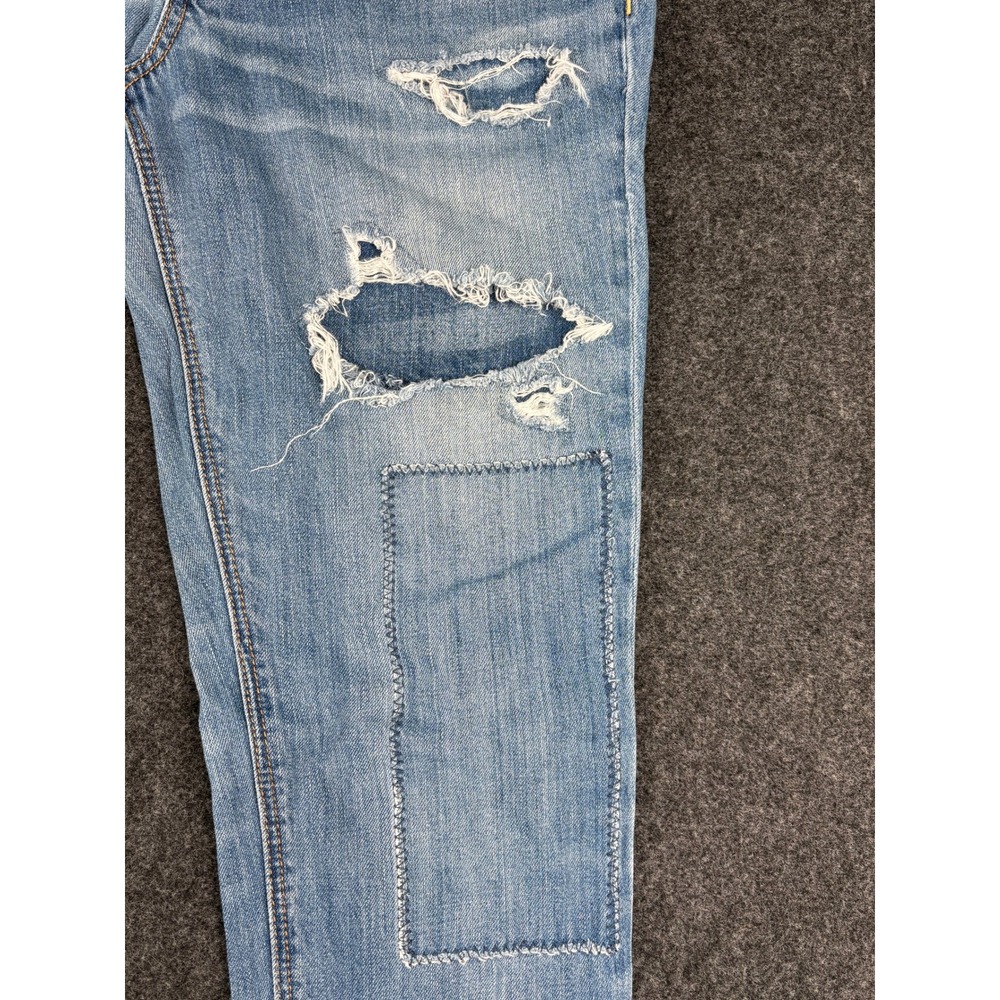 American Eagle Tomgirl Jeans Womens 4 Light Wash Distressed Button Fly Denim‎ - Picture 10 of 11
